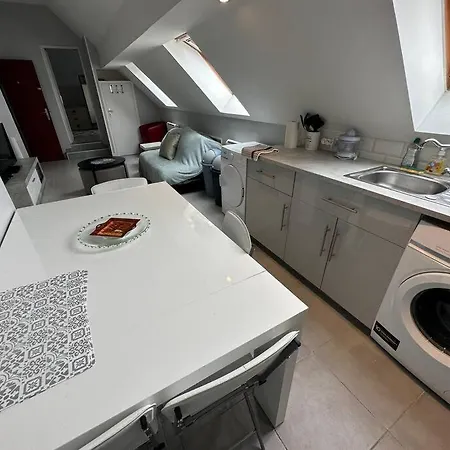 شقة Modern Family House Near Asterix Airport Chantilly أوري لا فيل