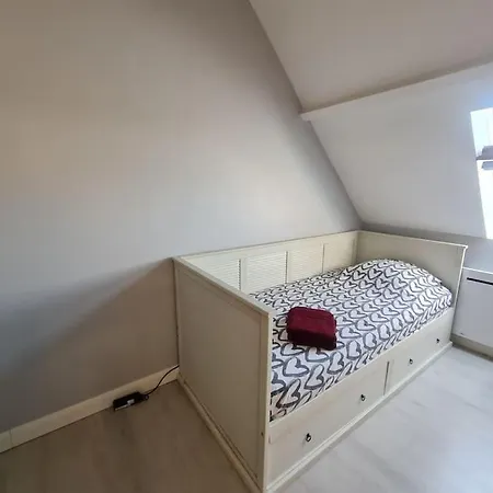 Modern Family House Near Asterix Airport Chantilly *